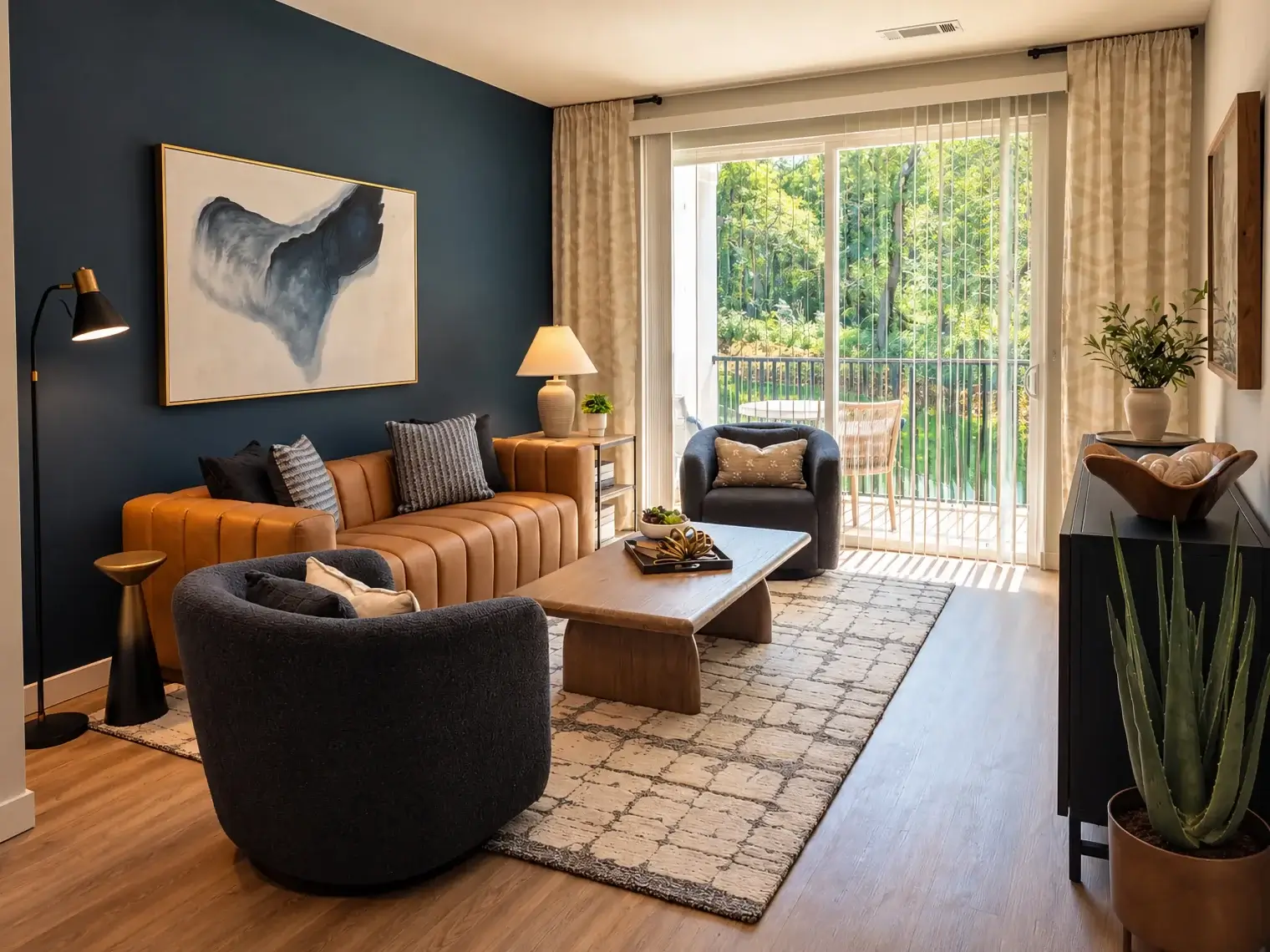 the-retreat-on-29-living-area-balcony